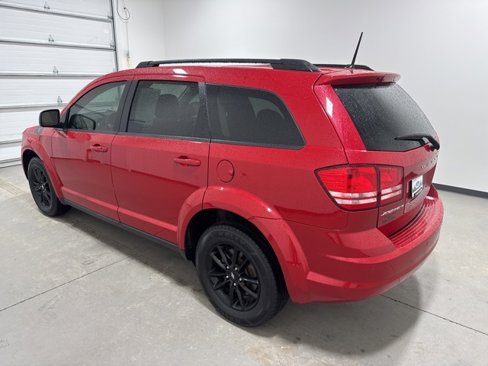 Used 2020 Dodge Journey SE w/ Blacktop Package image 6