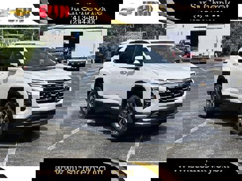New 2026 Chevrolet Equinox LT w/ LPO, Floor Liner Package image 1