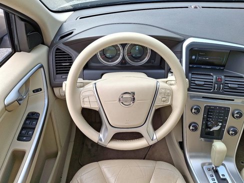 Used 2011 Volvo XC60 3.2 image 11