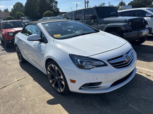 Used 2019 Buick Cascada Premium image 3
