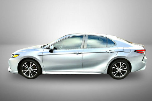 Used 2019 Toyota Camry SE image 3