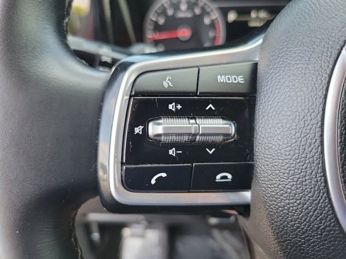 Used 2022 Kia Sorento S image 5