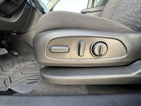 Used 2022 Chevrolet Equinox LT image 31