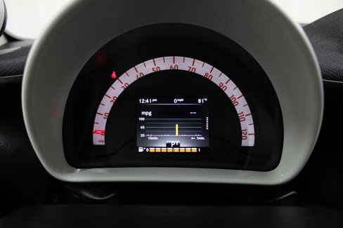 Used 2016 smart fortwo pure image 13