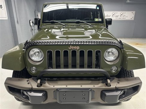 Used 2016 Jeep Wrangler Sahara image 11
