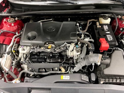 Used 2018 Toyota Camry LE image 34