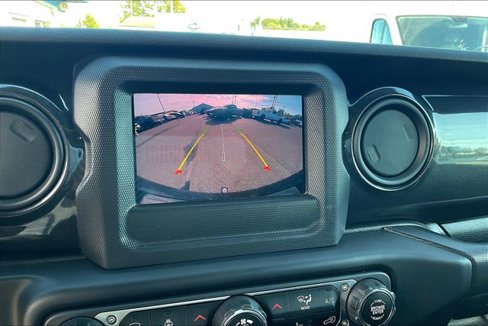 Used 2020 Jeep Wrangler Unlimited Sport image 18