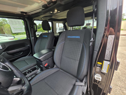 Used 2021 Jeep Wrangler Islander image 18