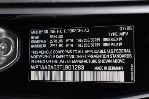 New 2026 Porsche Macan image 24