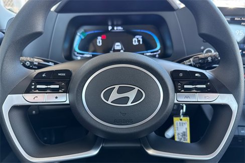 New 2025 Hyundai Elantra SE image 18