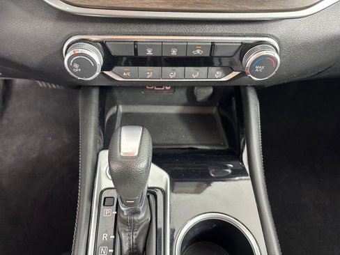 Used 2023 Nissan Altima 2.5 SV image 17