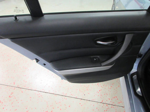 Used 2011 BMW 335i xDrive Sedan image 40