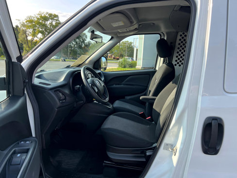 Used 2021 RAM ProMaster City Tradesman SLT image 14