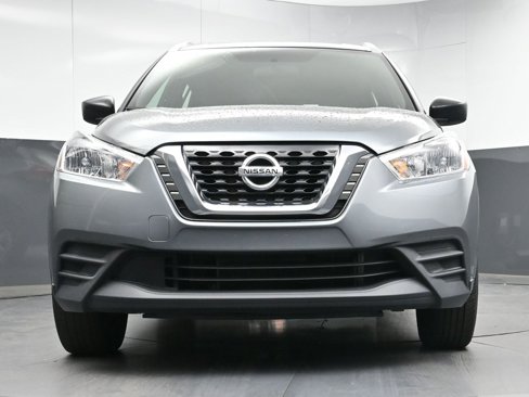 Used 2019 Nissan Kicks S image 18