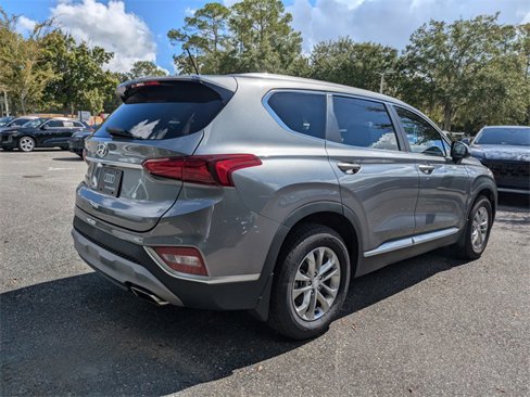 Used 2019 Hyundai Santa Fe SE image 2