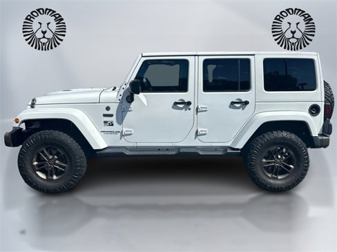 Used 2016 Jeep Wrangler Unlimited Sahara image 8