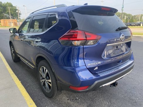 Used 2017 Nissan Rogue SL image 5