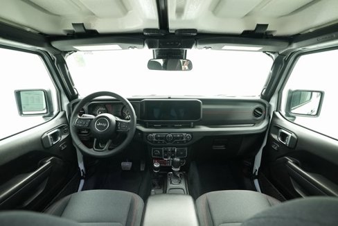 Used 2024 Jeep Wrangler Unlimited Rubicon image 25