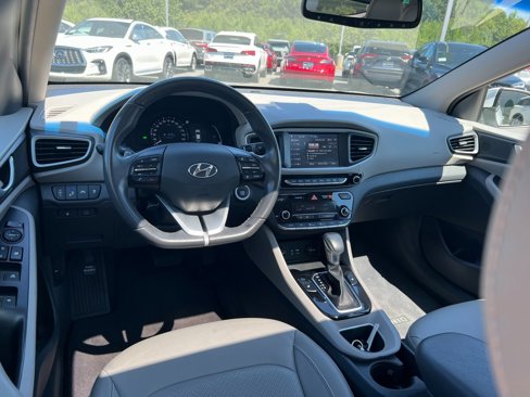 Used 2019 Hyundai Ioniq Limited image 7
