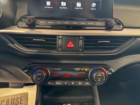 Used 2019 Kia Forte LXS image 19