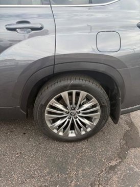Used 2021 Toyota Highlander Platinum image 34