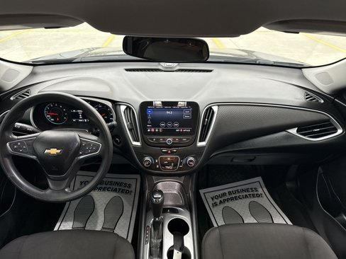 Used 2019 Chevrolet Malibu LS image 36