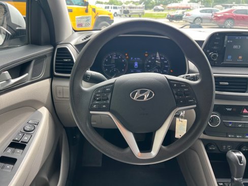 Used 2019 Hyundai Tucson SE image 19