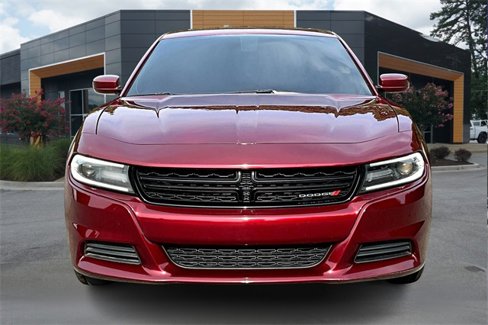 Used 2020 Dodge Charger SXT w/ Leather Interior Group image 2