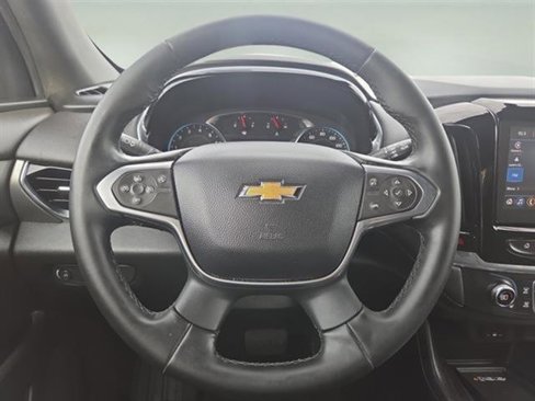 Used 2023 Chevrolet Traverse LT w/ Rear Camera Mirror Package image 21