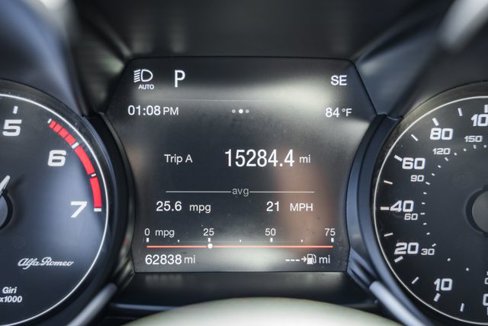 Used 2018 Alfa Romeo Giulia image 35