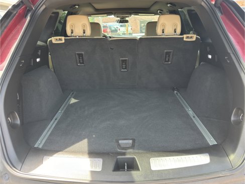 Used 2018 Cadillac XT5 Luxury w/ Driver Awareness Package image 28