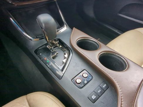 Used 2014 Toyota Avalon XLE Touring image 12