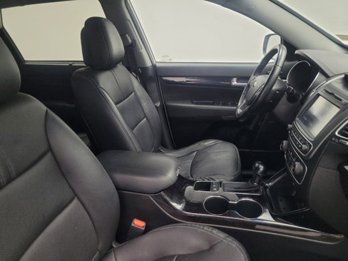 Used 2015 Kia Sorento SX image 17