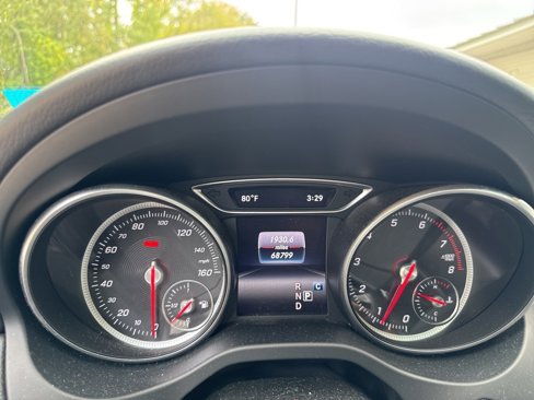 Used 2020 Mercedes-Benz GLA 250 4MATIC image 13