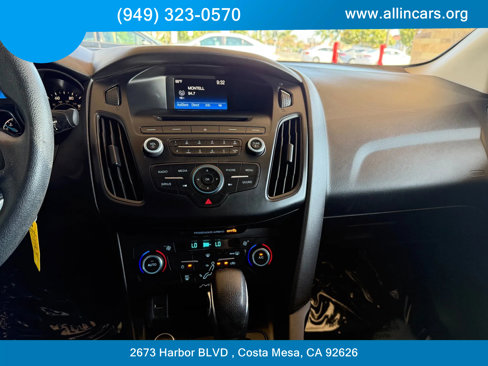 Used 2017 Ford Focus SE image 10