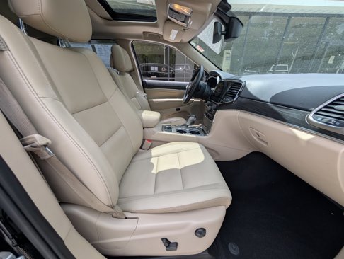 Used 2021 Jeep Grand Cherokee Limited image 5
