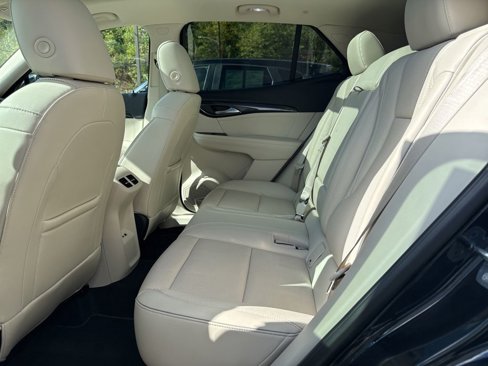 Used 2021 Buick Envision Essence w/ Technology Package I image 17