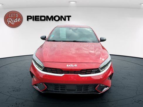 Used 2023 Kia Forte GT image 3