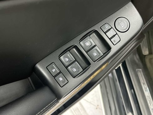 Used 2016 GMC Yukon Denali w/ Open Road Package image 15