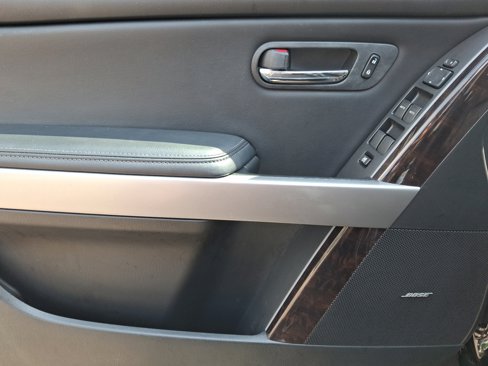 Used 2011 MAZDA CX-9 Grand Touring w/ Moonroof & Bose Audio Pkg image 18