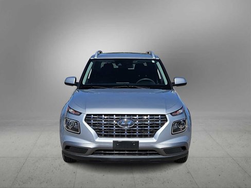 Used 2020 Hyundai Venue SEL image 3