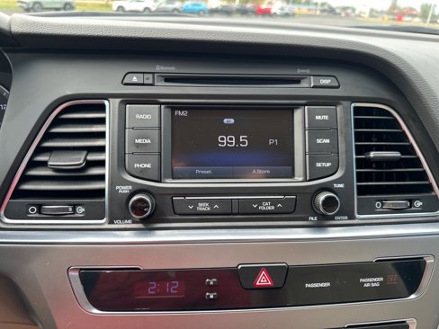 Used 2015 Hyundai Sonata SE w/ Option Group 09 image 14