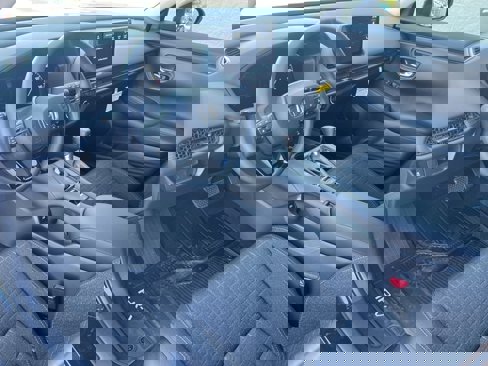 New 2026 Honda HR-V LX image 10