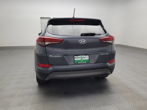 Used 2016 Hyundai Tucson Sport image 5