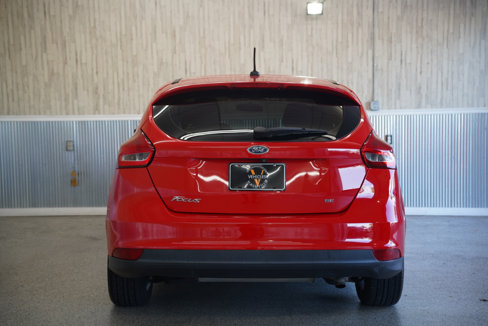 Used 2017 Ford Focus SE image 9