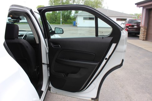 Used 2014 Chevrolet Equinox LS image 34