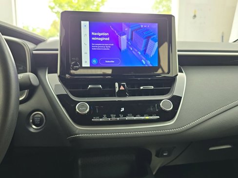Used 2024 Toyota Corolla SE image 19