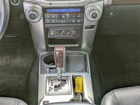 Used 2015 Toyota 4Runner Limited image 18
