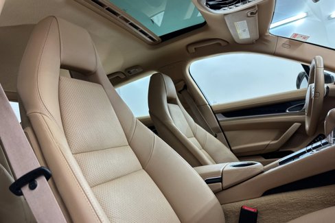 Used 2011 Porsche Panamera 4 image 30