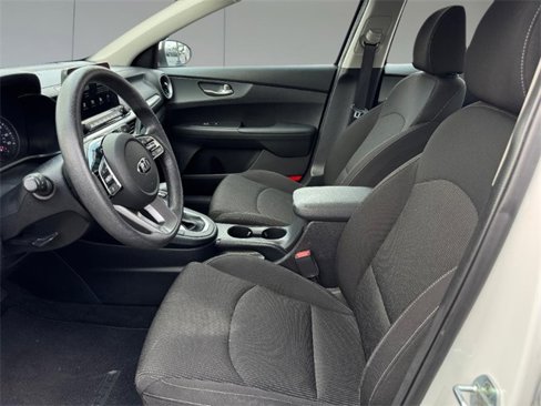 Used 2020 Kia Forte Sedan image 9